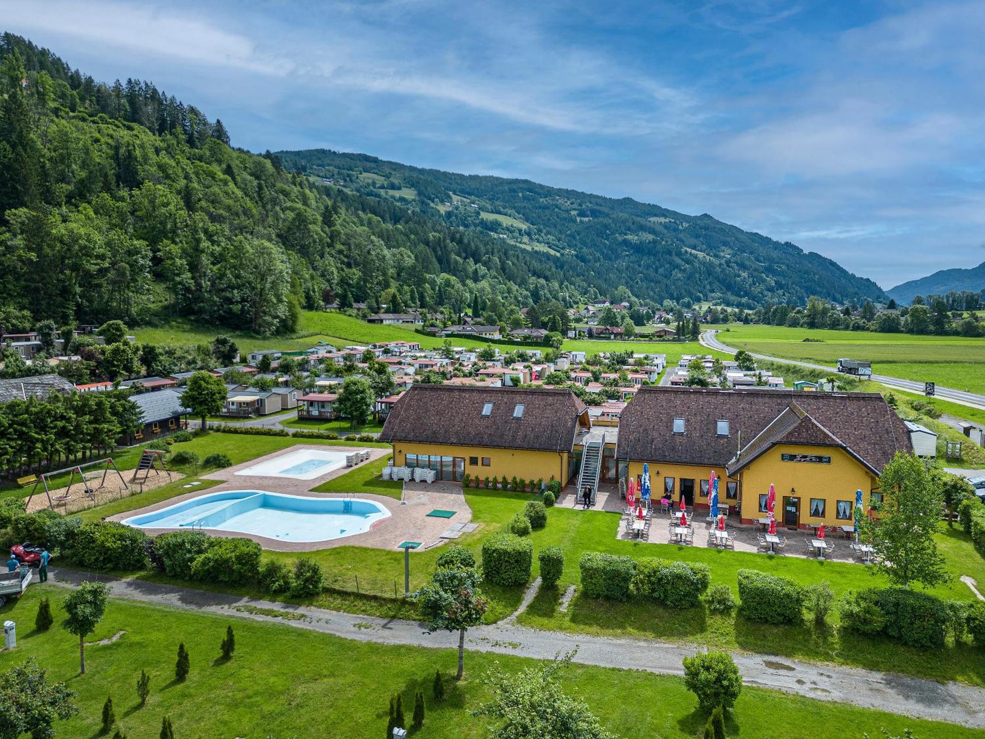 Albatross Mobile Homes on Camping Bella Austria Sankt Peter am Kammersberg Esterno foto